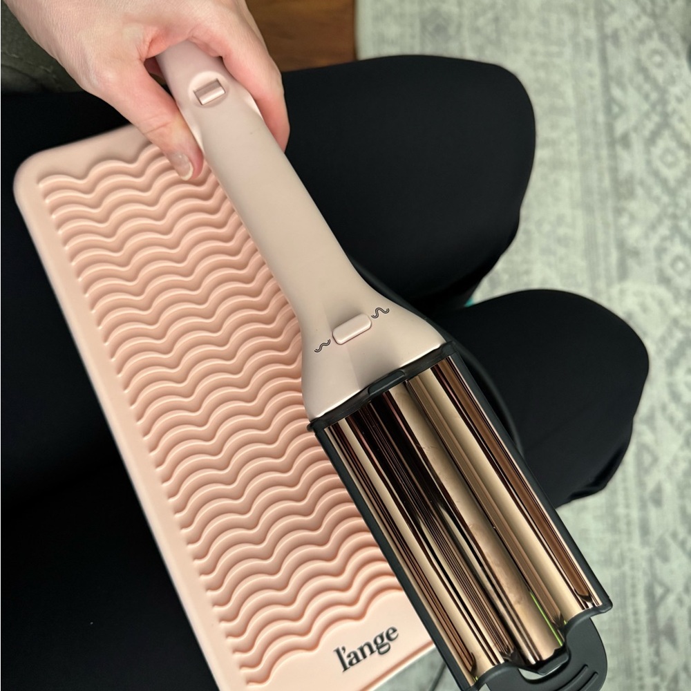 Lange Triple Barrel Waver in Blush Pink and Rose Gold